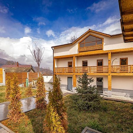 Taniqinn Dilijan Hotel Εξωτερικό φωτογραφία