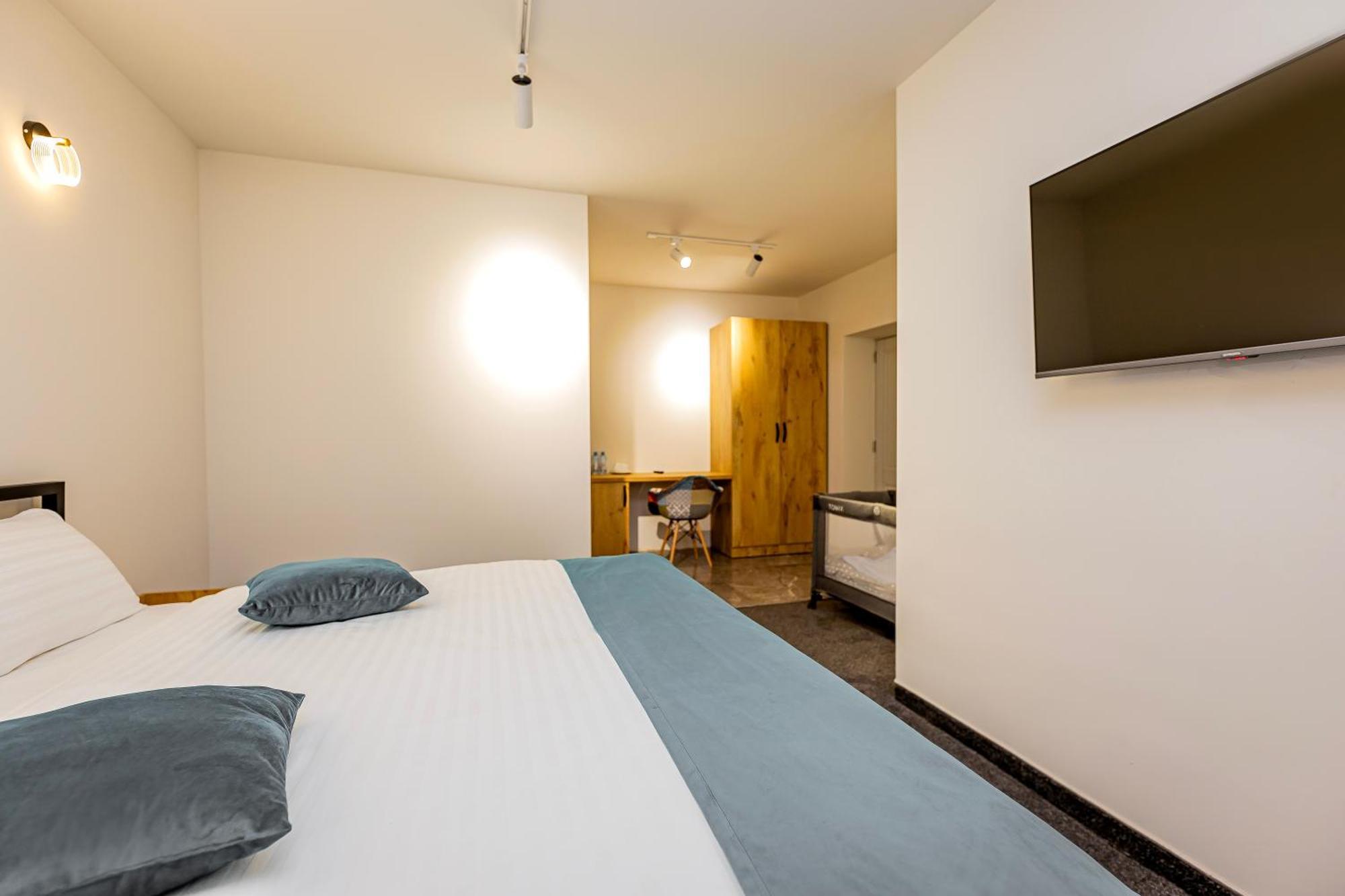 Taniqinn Dilijan Hotel Εξωτερικό φωτογραφία