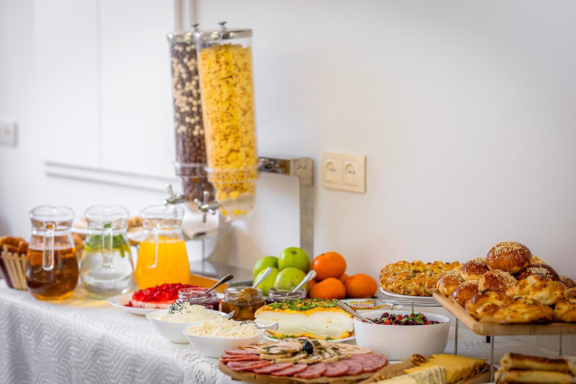 Taniqinn Dilijan Hotel Εξωτερικό φωτογραφία