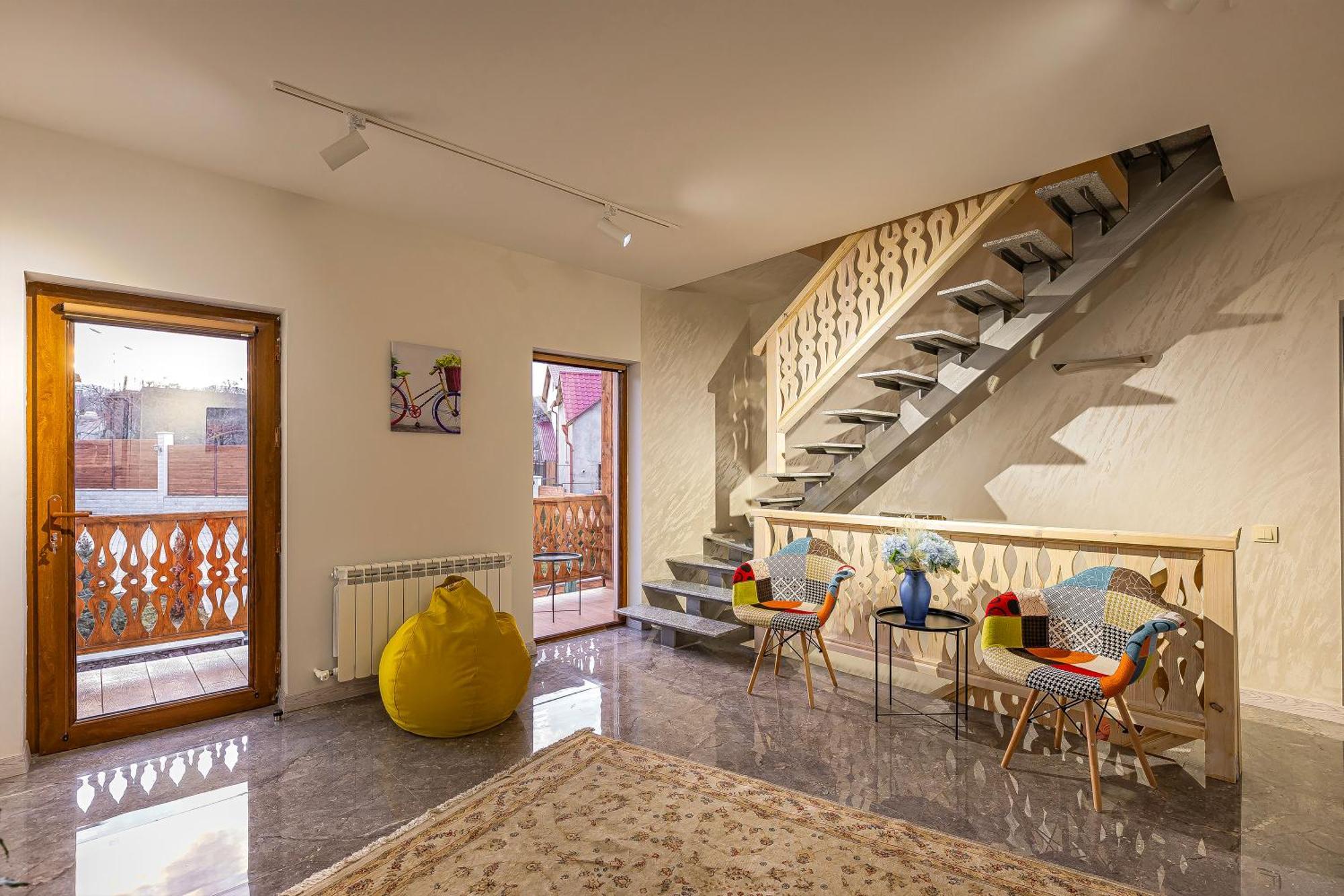 Taniqinn Dilijan Hotel Εξωτερικό φωτογραφία